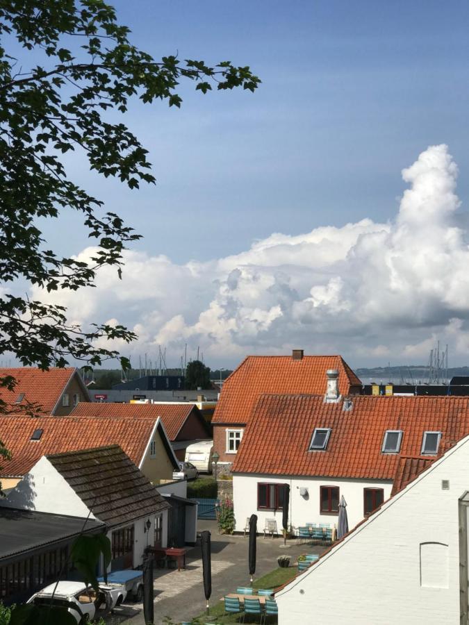 Ibsens Gaard Hotel Ebeltoft Exterior photo